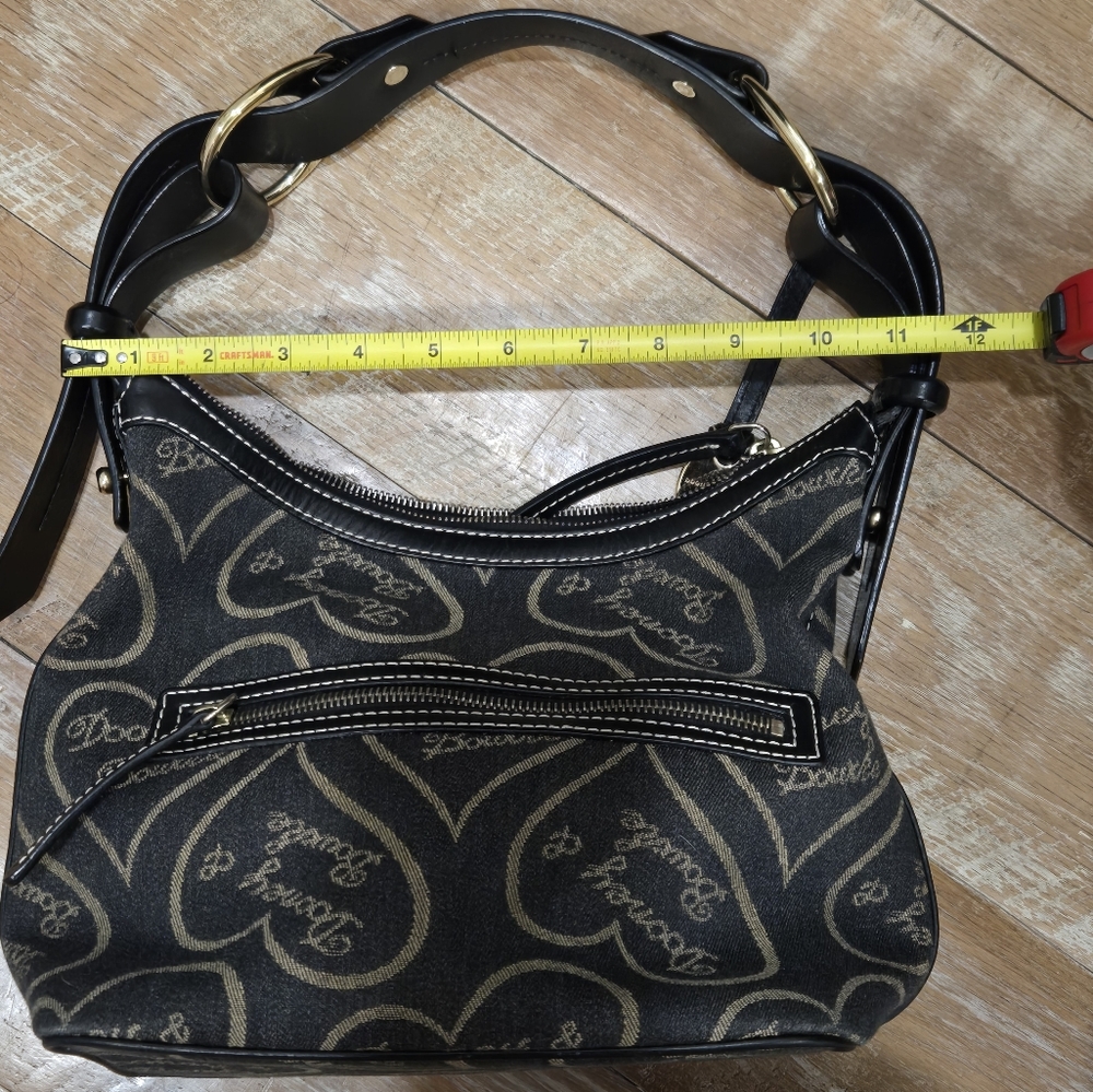 Dooney & Bourke CANVAS SHOULDER BAG